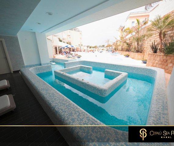 Hotel Cefal� Sea Palace