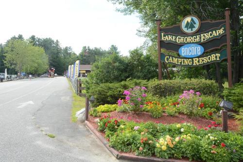 Lake George Escape Two-bedroom Rustic Cabin 63