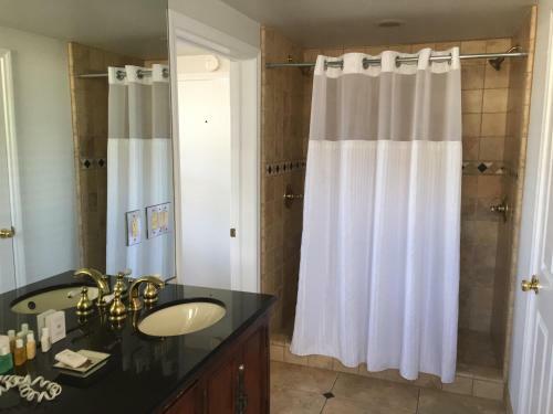 Hotel Catalina Island Seacrest Inn
