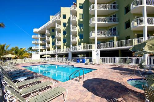 Aparthotel Crystal Palms Beach Resort