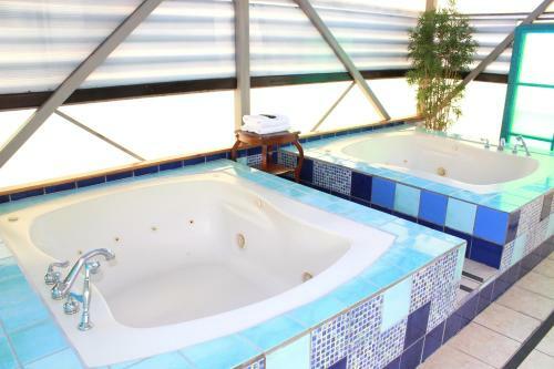 Hotel Sportsmens Lodge