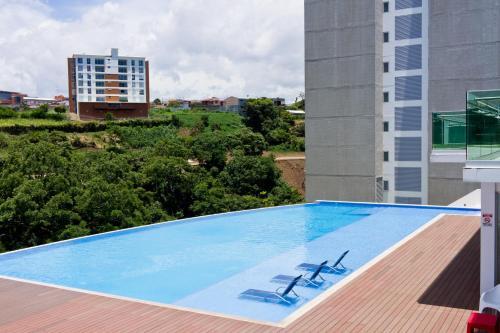 Luxurious Two Bedroom Apartment
