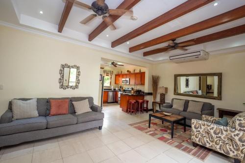 Apartamento Luxury Pool View Beach Access - M16