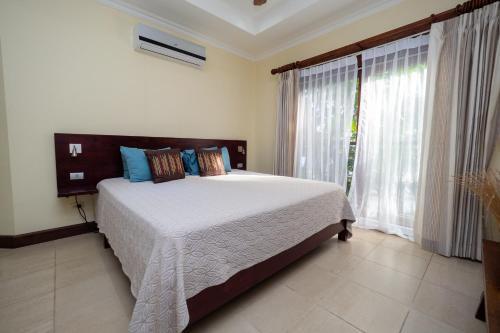 Apartamento Luxury Pool View Beach Access - M16