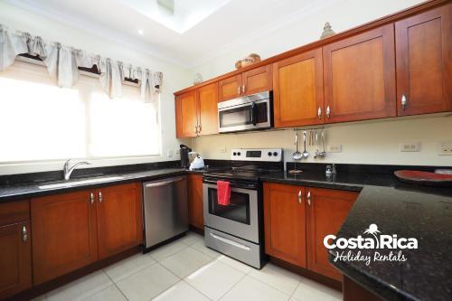 Apartamento Luxury Pool View Beach Access - M16