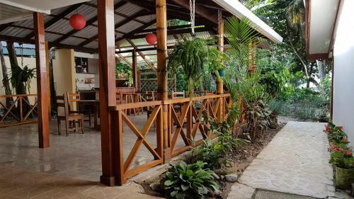 Hotel Cabinas Yucca