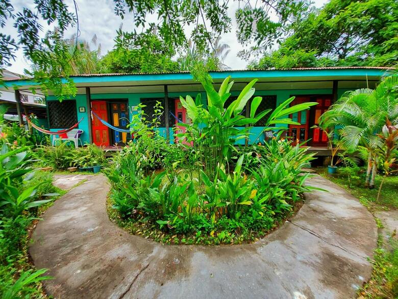 Hotel Cabinas Tortuguero