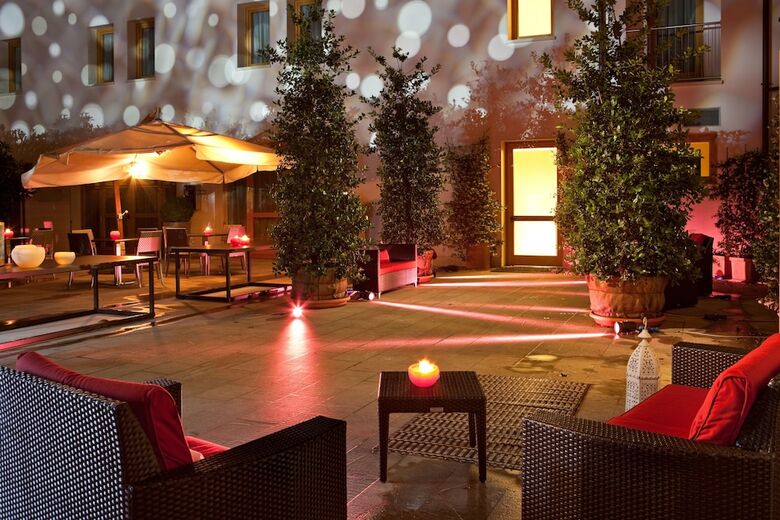 Al Tezzon Hotel