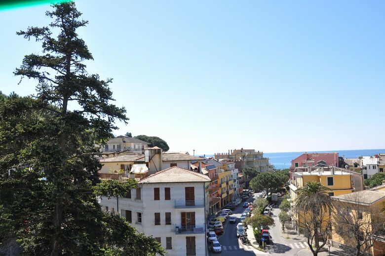 Residence Hotel Moneglia