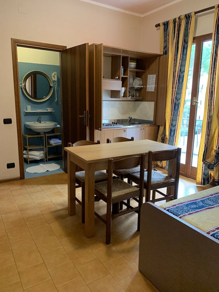 Residence Hotel Moneglia