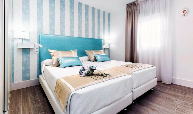Hotel Apartamentos Perla Marina