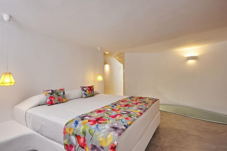Hotel Ayoba Santorini
