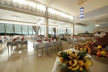 Hotel Laguna Gran Vista