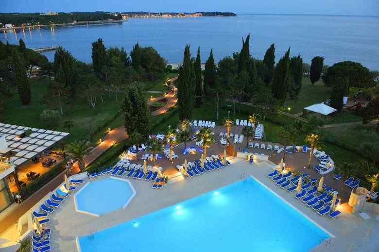 Hotel Laguna Materada