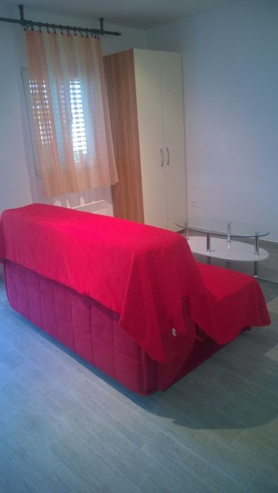 Apartamento J & B Holiday House