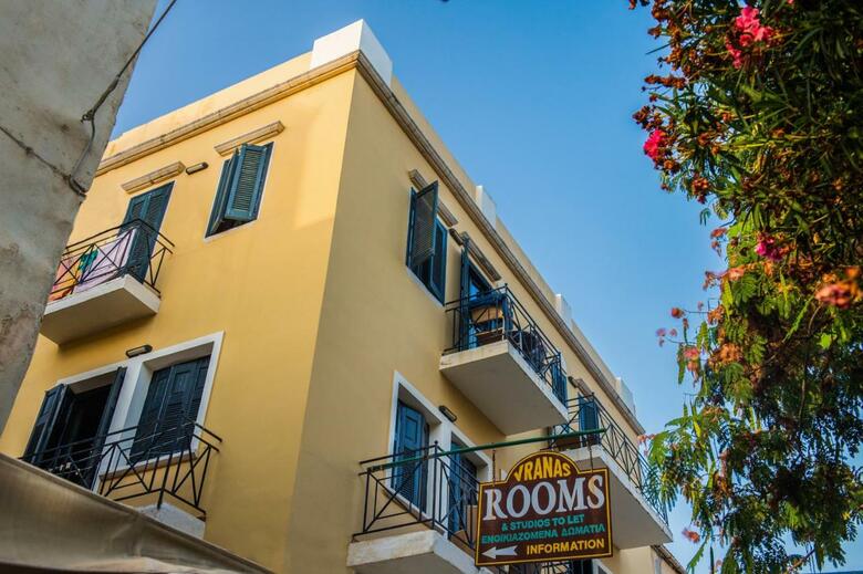 Hotel Vranas Studios