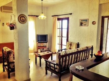 Hotel Filoxenia Villa