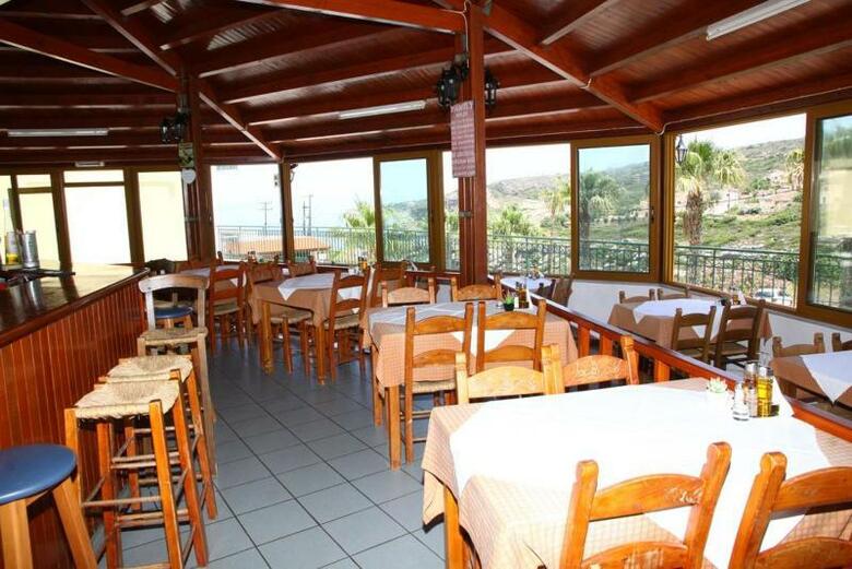 Apartments Camari Garden Hotel