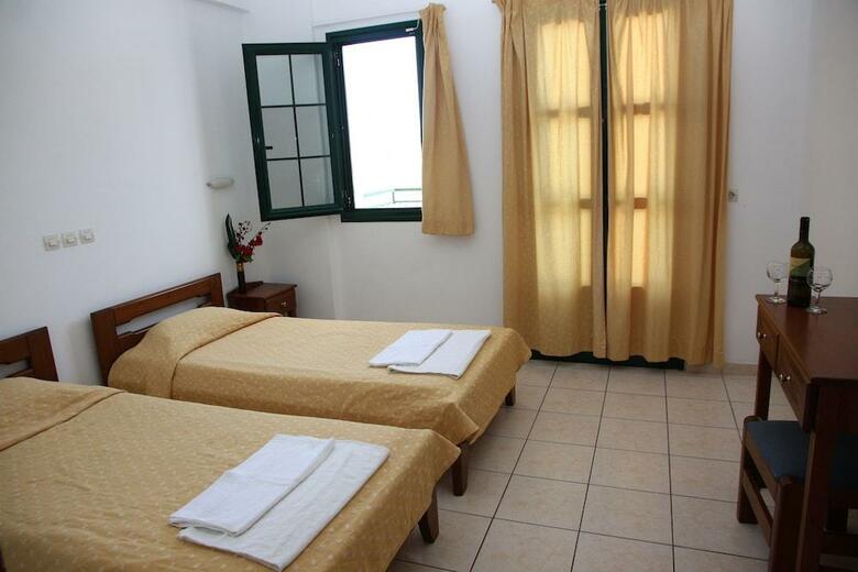 Apartments Camari Garden Hotel
