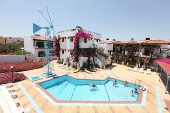 Hotel Paul Marie Apartments