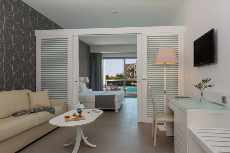 Hotel Princess Andriana Resort And Spa