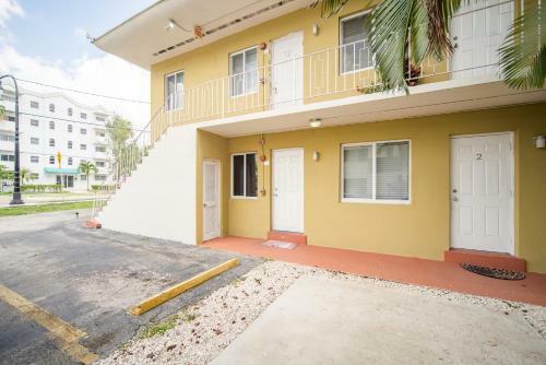 Apartamento Remodeled Condo With Parking