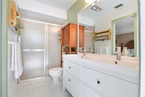 Secluded Pool Home In A Gated Community