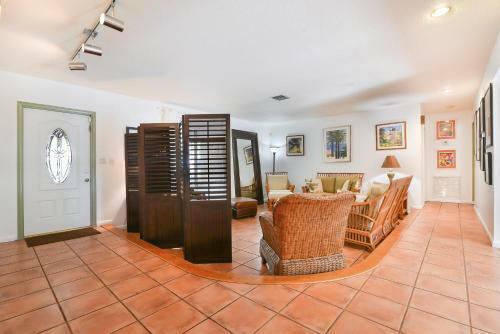 Secluded Pool Home In A Gated Community