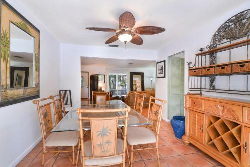 Secluded Pool Home In A Gated Community
