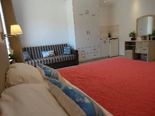 Hotel Makis Apartments