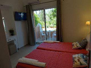 Hotel Makis Apartments