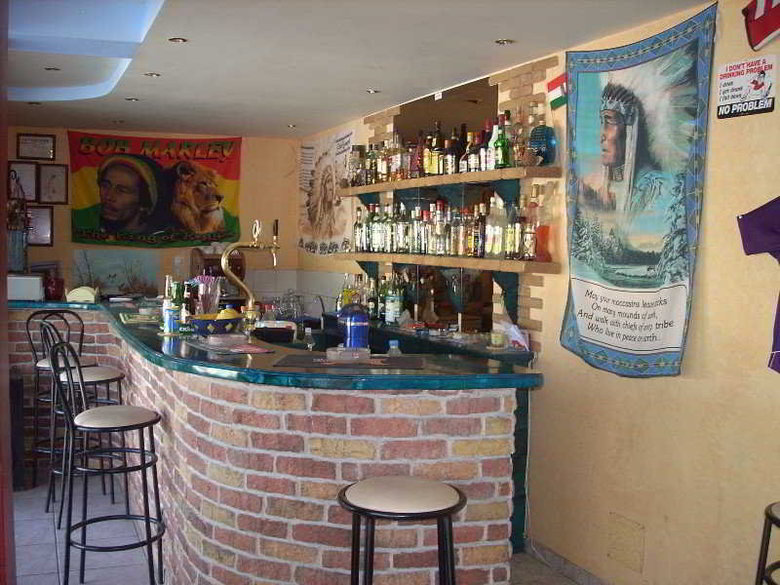 Hotel Makis Apartments