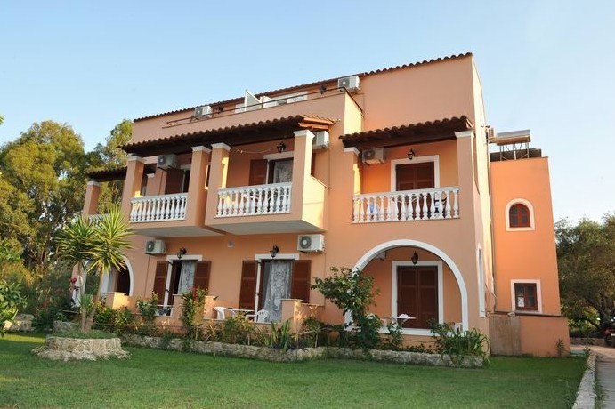 Hotel Makis Apartments