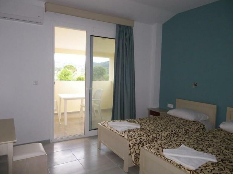 Christakis Hotel
