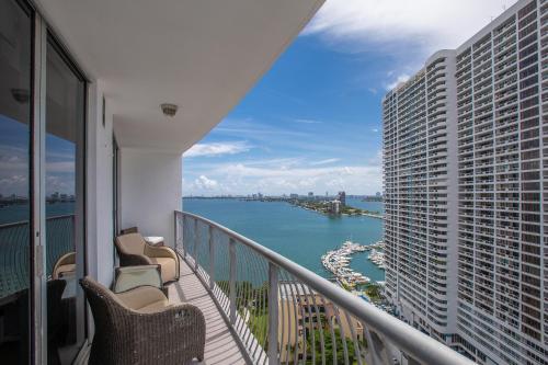 Luxury Apartment In Downtown