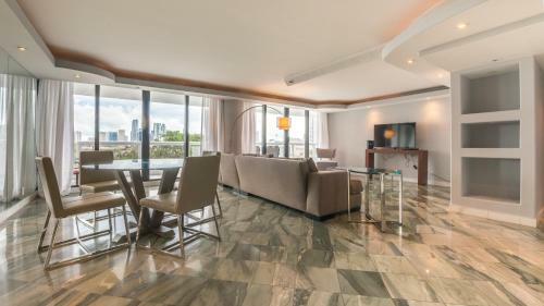 Apartamento The Grand 1254