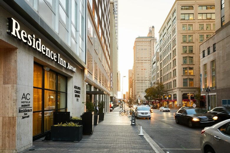 AC Hotel By Marriott Dallas Downtown