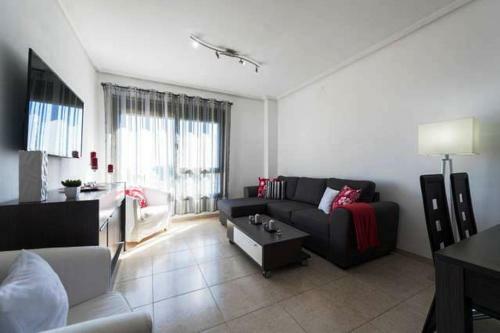 Vecindario-plaza Apartment