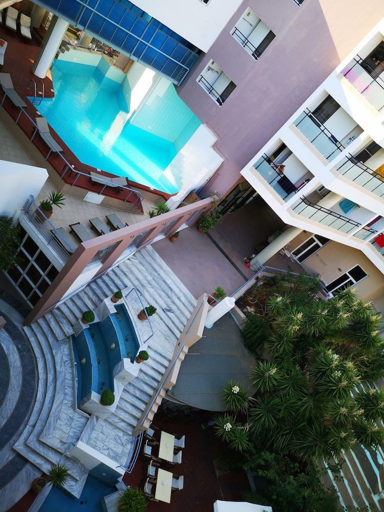 Hotel Santa Marina