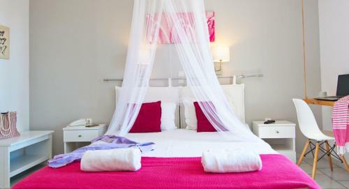 Camara Hotel
