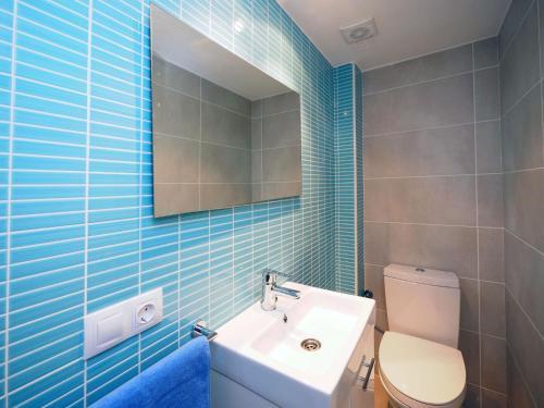 Apartment Platja De Roses.10
