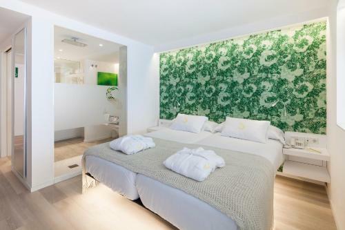 Aparthotel Sud Ibiza Suites