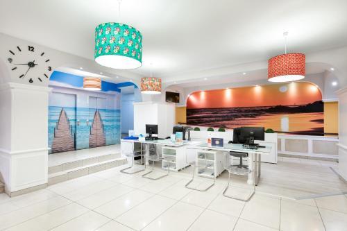 Aparthotel Los Dragos Del Sur