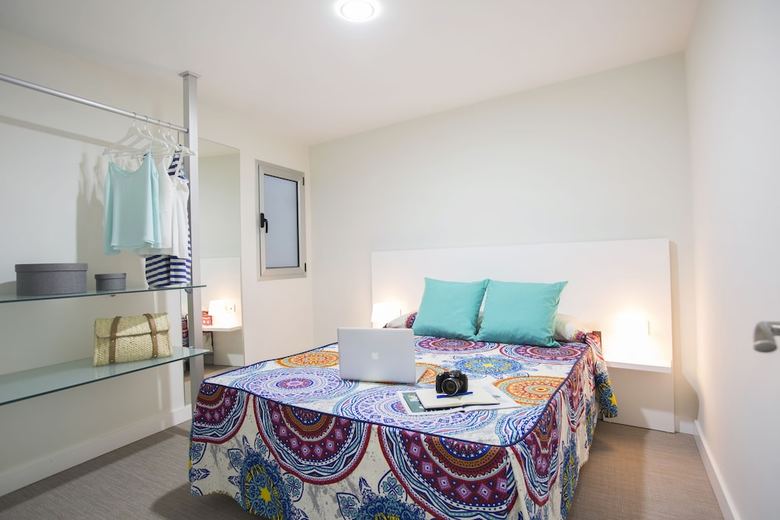 Valentina Beach Apartments & Suites