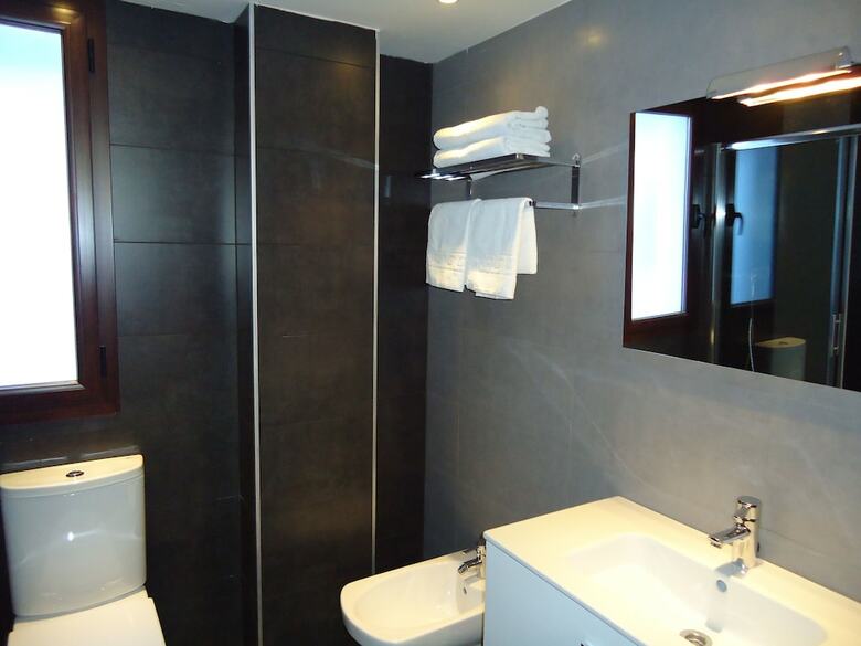 Apartamentos Tur�sticos Mauror