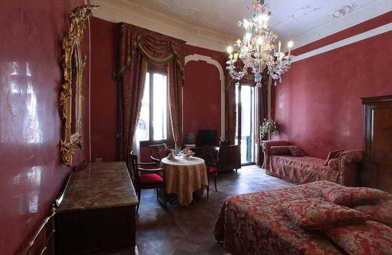 Hotel San Mois�