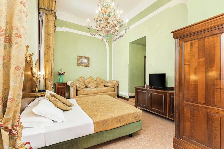 Hotel San Mois�