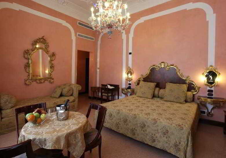 Hotel San Mois�
