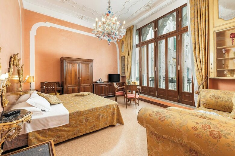 Hotel San Mois�