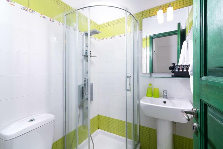 Hotel Avant Garde Suites